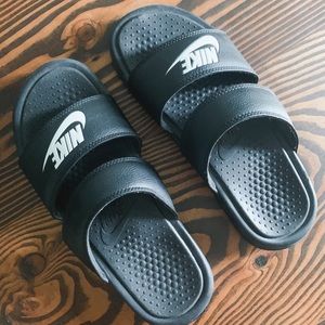 Nike BENASSI Duo Ultra Slide
